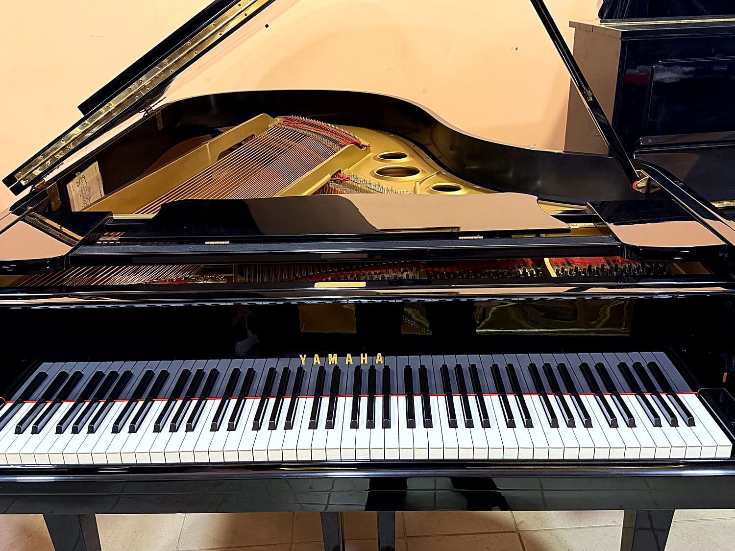 Yamaha G5, Yamaha G5, Near New, view 6, Basbous & Sons Lebanon