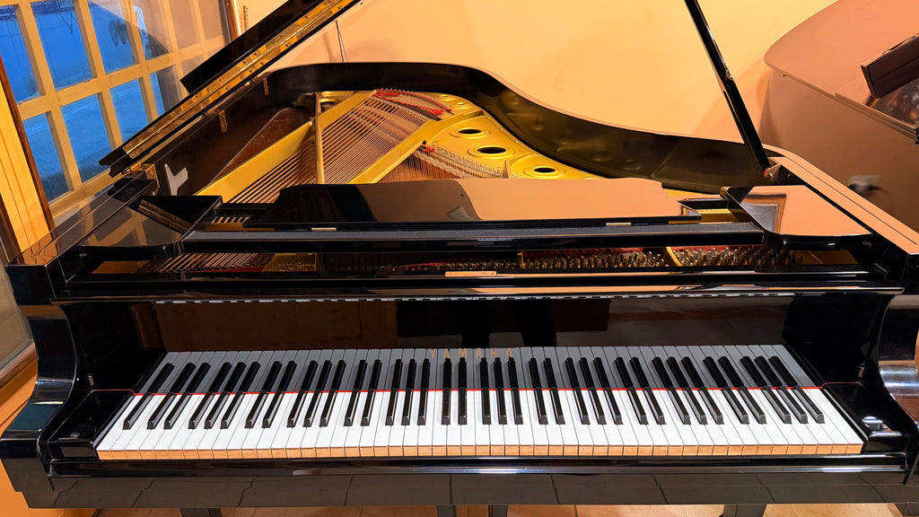Yamaha C7 - Ebony Polish Concert Grand (Serial No. B2462976)