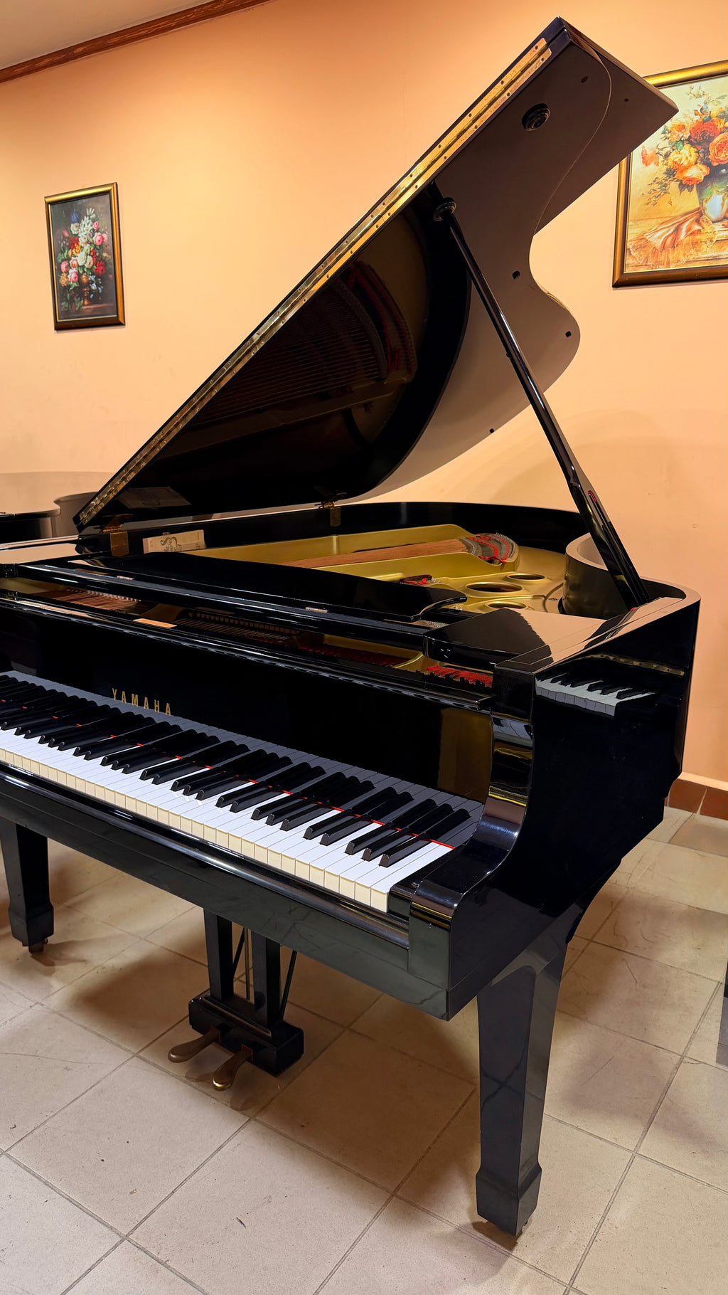 Yamaha G5 - Ebony Polish Semi-Concert Grand (Serial No. E2950748)