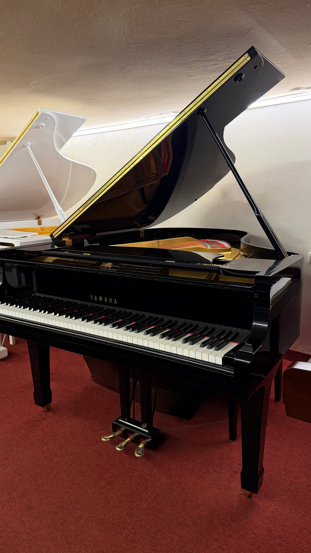 Yamaha G3 - Ebony Polish Grand Piano (Serial No. 2866943)