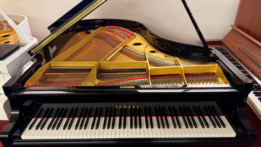 Yamaha G3 - Ebony Polish Grand Piano (Serial No. 2866943)