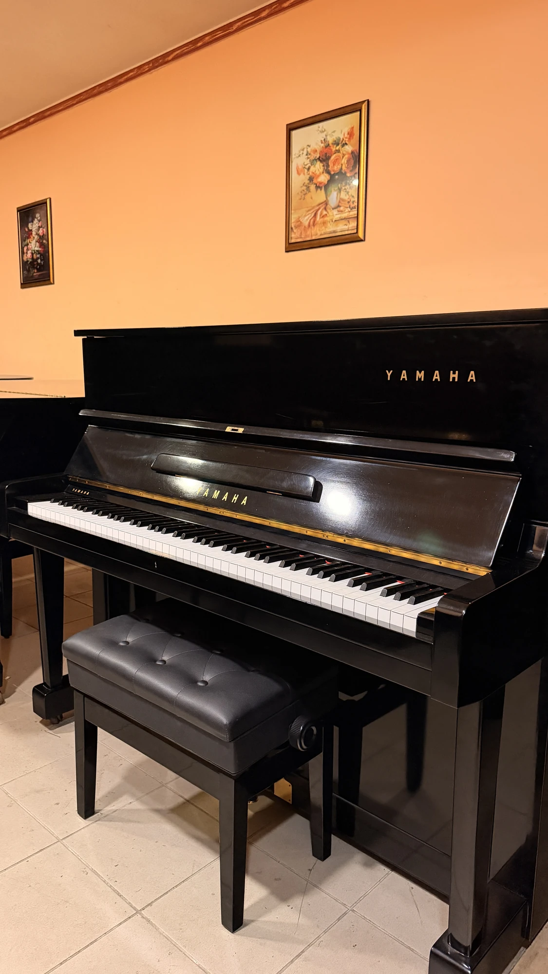 Yamaha U1, Yamaha U1, Black, Basbous & Sons Lebanon, view 1